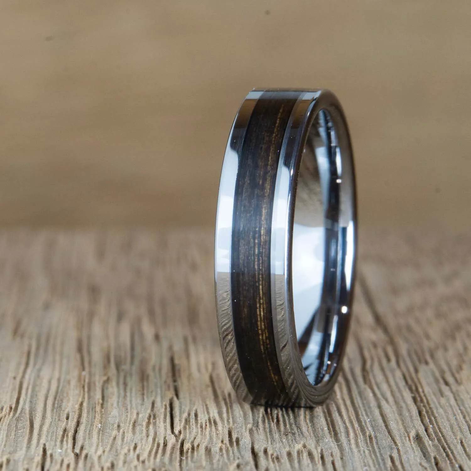 "Black reserve" tungsten with charred Bourbon barrel ring